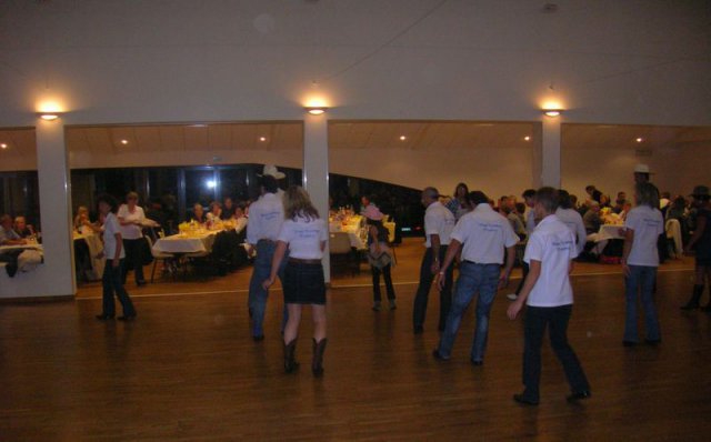 Bal Pleudihen le 08 Oct.2011 (4)